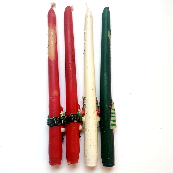 🎅 Vintage Set of 4 Christmas Molded Taper Candles – Mid-Century Holiday Decor - Picture 6 of 11